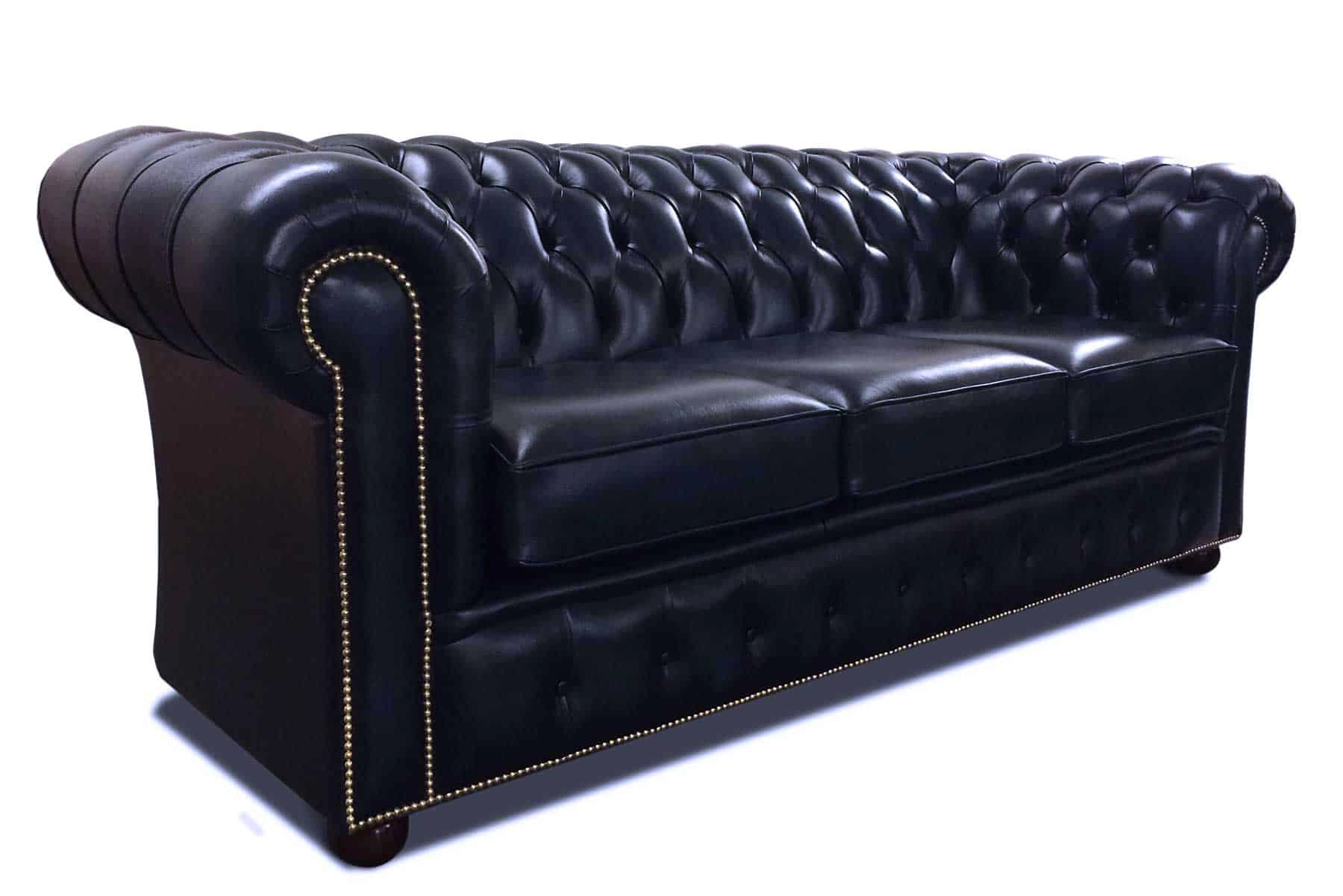 buckingham tudor in ro blue side